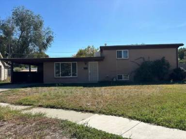 Main picture of 5556 S 640 W