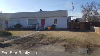 Main picture of 303 Bernard Ave