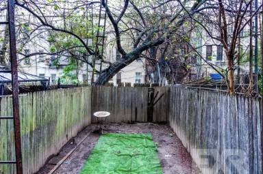 Main picture of 147 Starr St