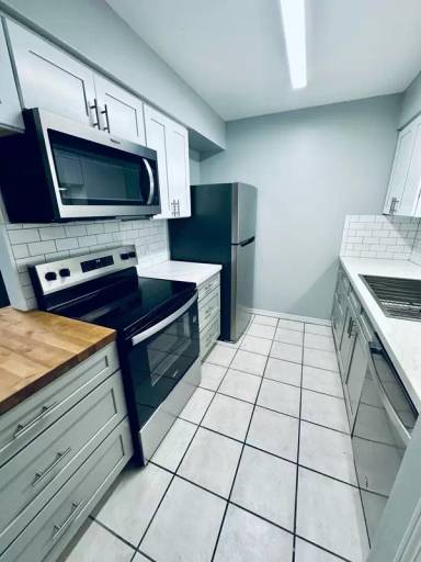 Main picture of 500 Lincoln St