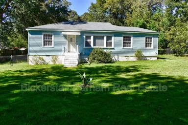 Main picture of 6123 Warner Rd