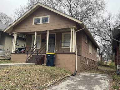 Main picture of 4943 Michigan Ave