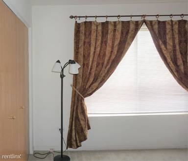 Main picture of 2458 Summerwind Ln