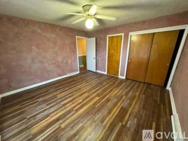 Main picture of 2410 Surrett Dr