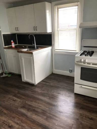 Main picture of 170 Arnold Street - 1F