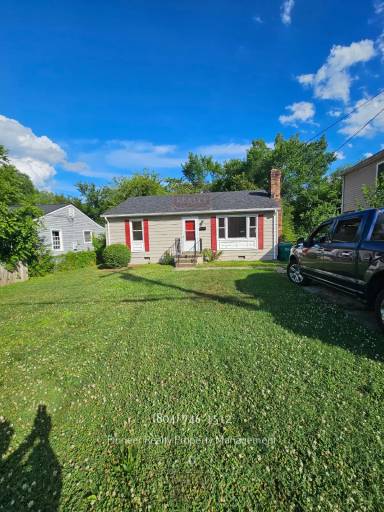 Main picture of 129 N Fern Ave