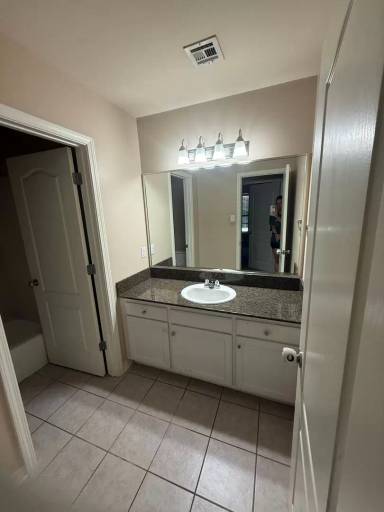 Main picture of 102 Brandi Ln