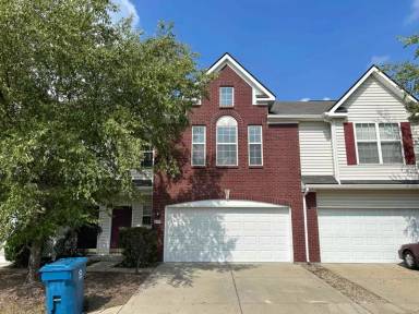 Main picture of 6306 Bishops Pond Ln