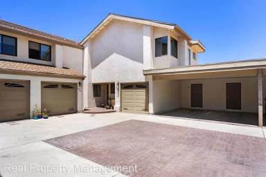 Main picture of 2922 La Costa Ave