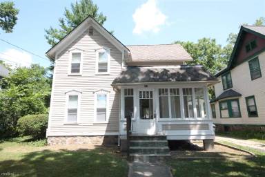 Main picture of 618 Axtell St