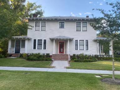 Main picture of 519 E Livingston St