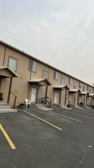 Main picture of 1323 S Monroe St