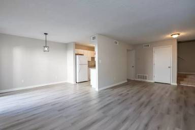 Main picture of 3798 Mulkey Cir SW