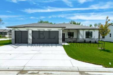 Main picture of 601 Elmwood St