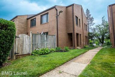 Main picture of 3120 Berry Rd NE