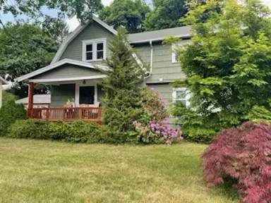 Main picture of 1401 E Michigan Ave