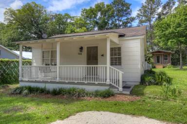 Main picture of 156 Ettle St