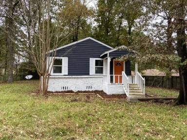 Main picture of 1442 Bass Ave