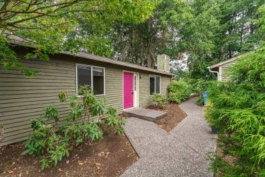 Main picture of 4916 Plomondon St