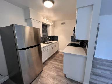 Main picture of 2013 N 49th St