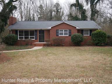 Main picture of 2316 Silas Creek Pkwy