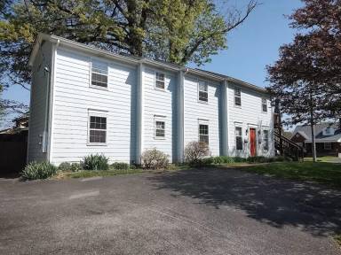 Main picture of 224 Oxford Pl