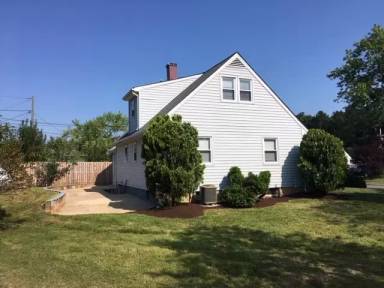 Main picture of 1800 Norfolk Rd