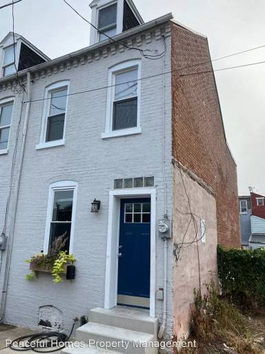 Main picture of 23 Lee Ave