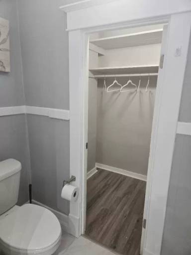Main picture of 1414 N Main St