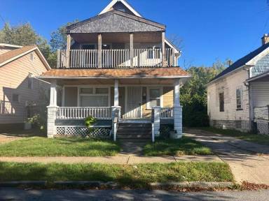 Main picture of 12121 Angelus Ave