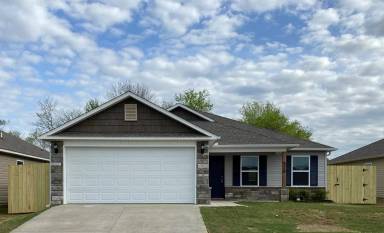 Main picture of 928 E Bunting St