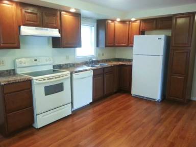 Main picture of 12 Teconnett Path