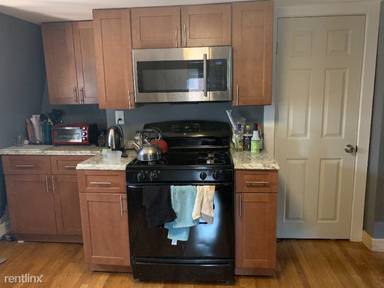 Main picture of 60 Saint James St