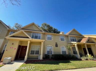 Main picture of Crescent Place at Lake Lotus Condominiums