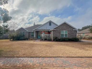 Main picture of 1467 W Shores Blvd