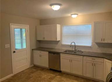Main picture of 1564 Tilley Ave