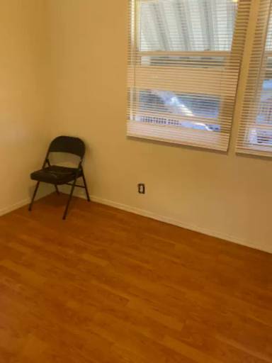 Main picture of 3236 Linden St