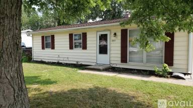 Main picture of 2415 Idaho St