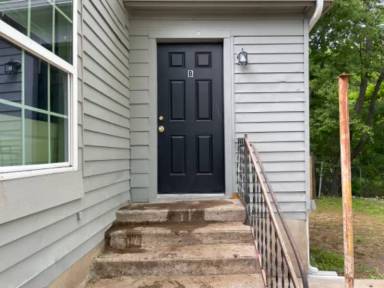 Main picture of 213 E Munson St