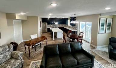 Main picture of 1813 W Olympus Dr