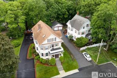 Main picture of 214 Hammond St