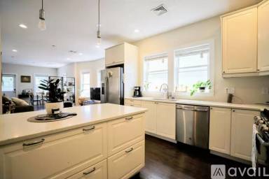 Main picture of 68 Topliff St