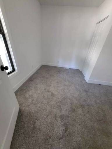 Main picture of 1937 Hoyt St