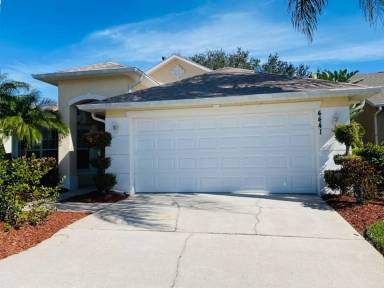 Main picture of 4441 Portage Trl