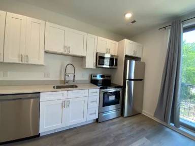 Main picture of 2020 N 22nd St