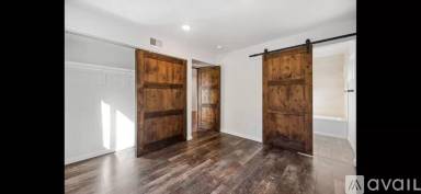 Main picture of 16 Woodstock Ct