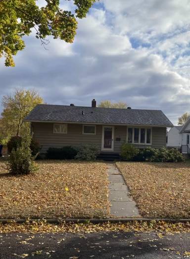 Main picture of 419 W Douglas Ave