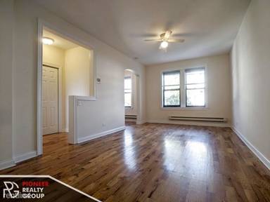 Main picture of 4851 N Damen Ave