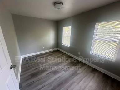 Main picture of 1084 E 16th Ave