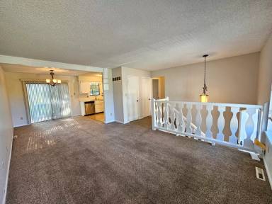 Main picture of 10902 McKinley Ave